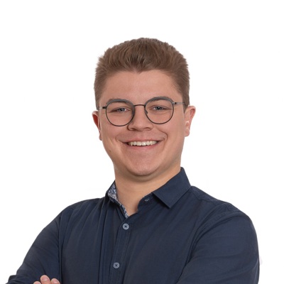 <span>LOU</span> PANNENBECKER